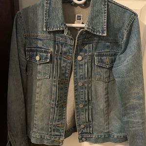 🔥 PERFECT Little GAP Jean Jacket 🧥❤️